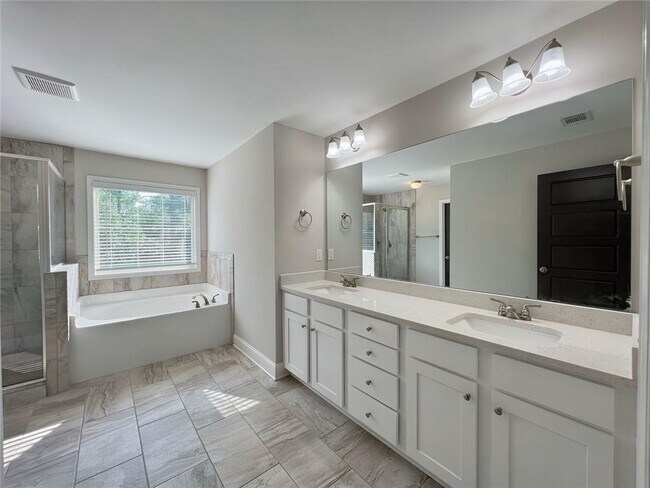 Building Photo - 1721 Cobblefield Cir