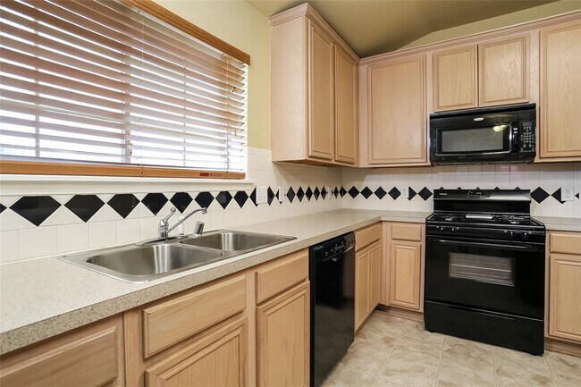 Building Photo - 2907 Crestbrook Bend Ln