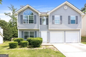 Building Photo - 3234 Diamond Blf