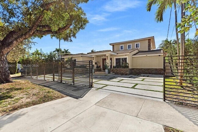 Building Photo - 1700 Cleveland Rd