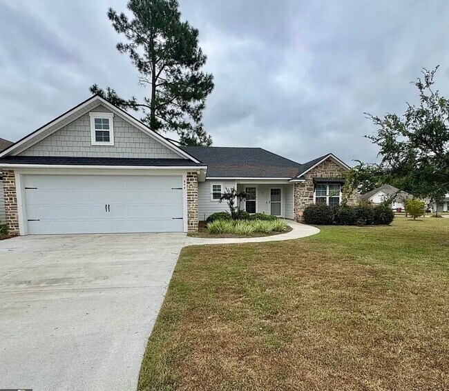 Outside Of Home - 644 Osprey Cir