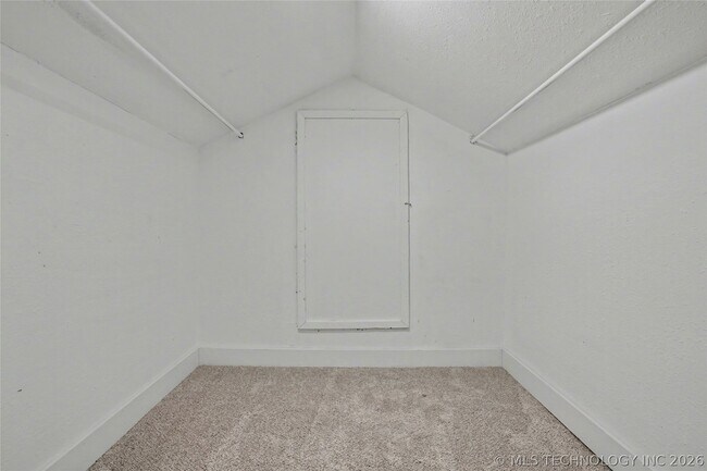 Building Photo - 4713 S 27th W Ave