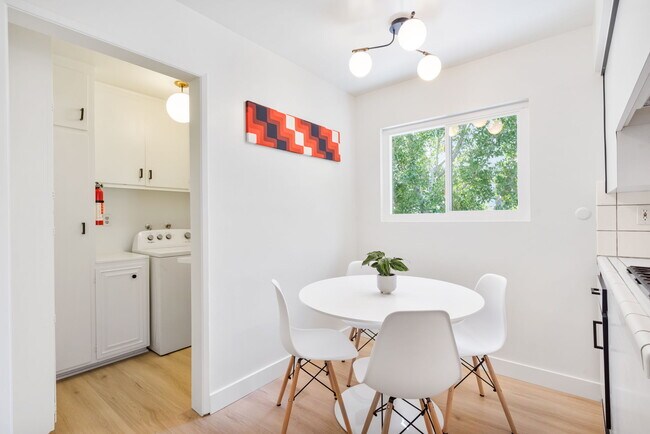 Building Photo - 11411 Dona Pegita Dr