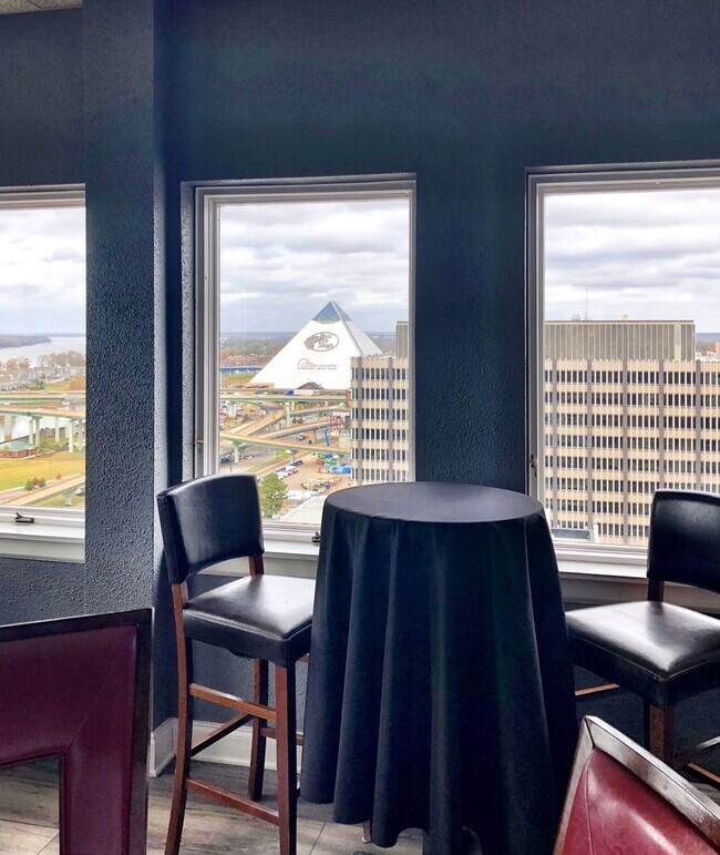 Club room - 109 N Main St