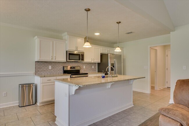 Building Photo - 1203 Belgrove Dr