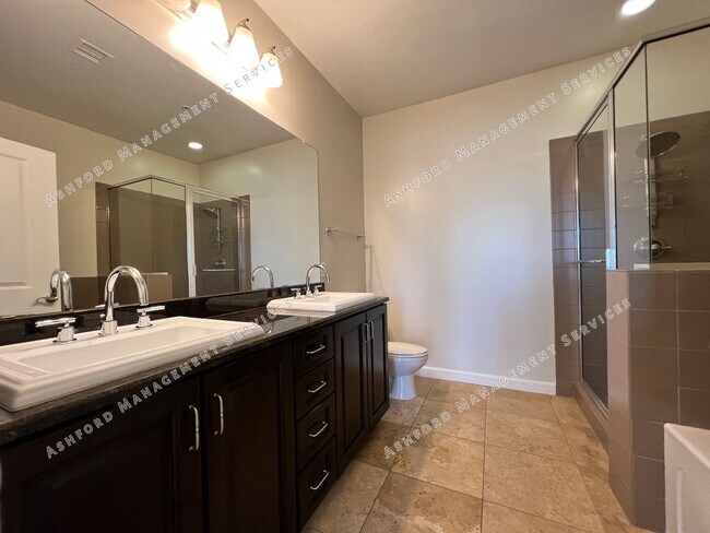Building Photo - Scottsdale Luxury 2 Bed Condo with Mountain Views - Gated Artesia - Water Included