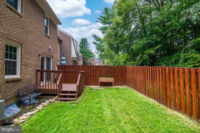 Building Photo - 8914 Grandstaff Ct