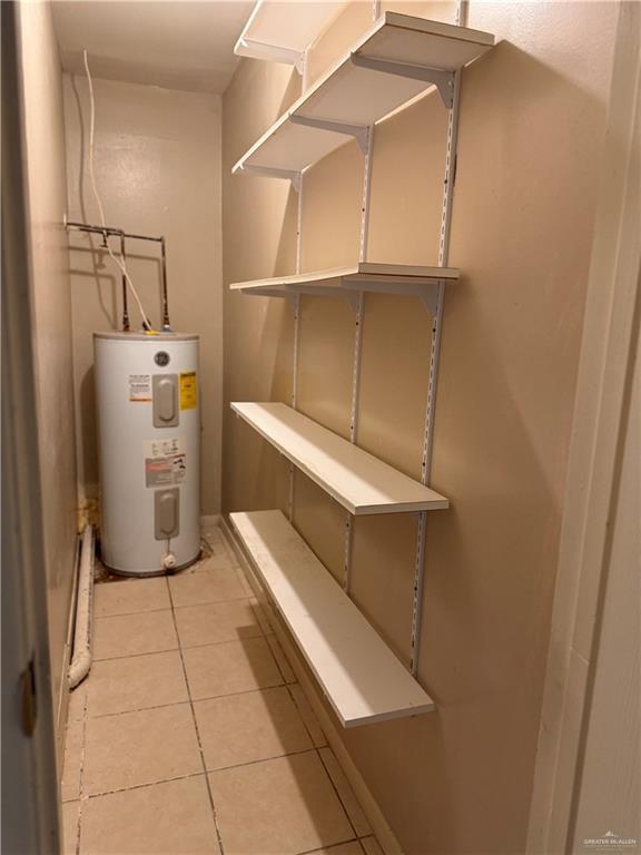 Building Photo - 15 Kenyon Rd