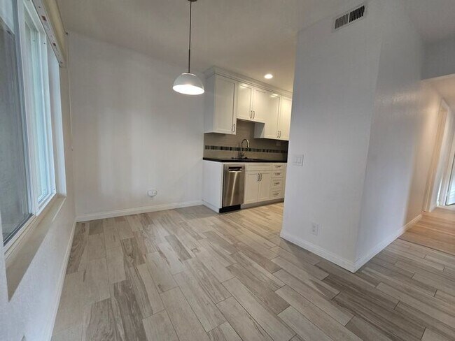 Building Photo - Private La Jolla Condo with Resort-Style Amenities Near UTC