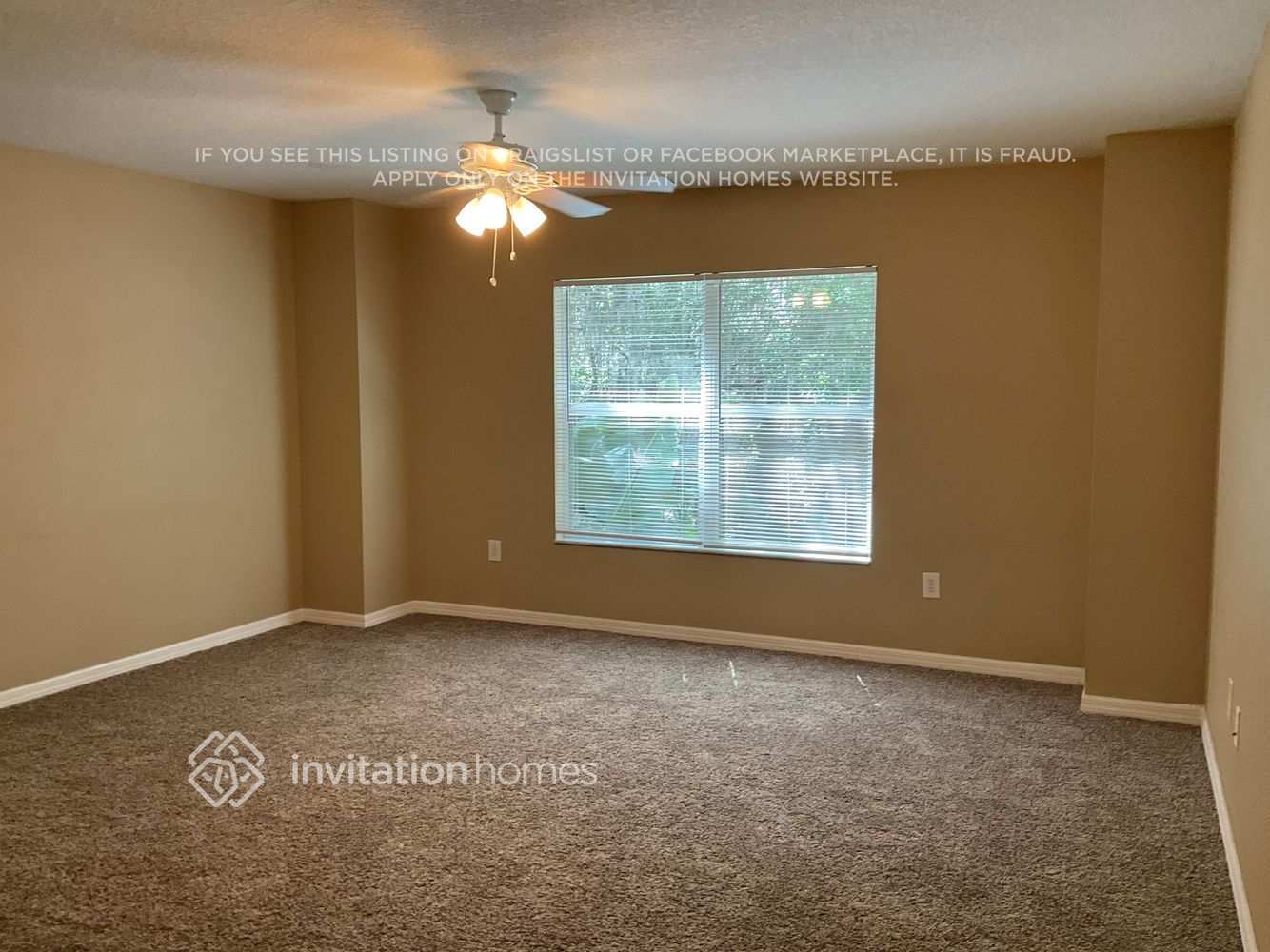 Building Photo - 15846 Starling Water Dr