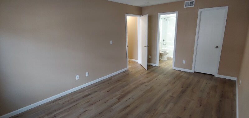 Building Photo - 18404 E Kepner Pl