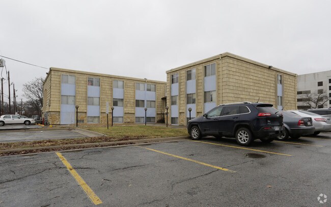 Building Photo - Cherrywood Apartments