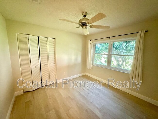 Building Photo - 8723 Imperial Ct