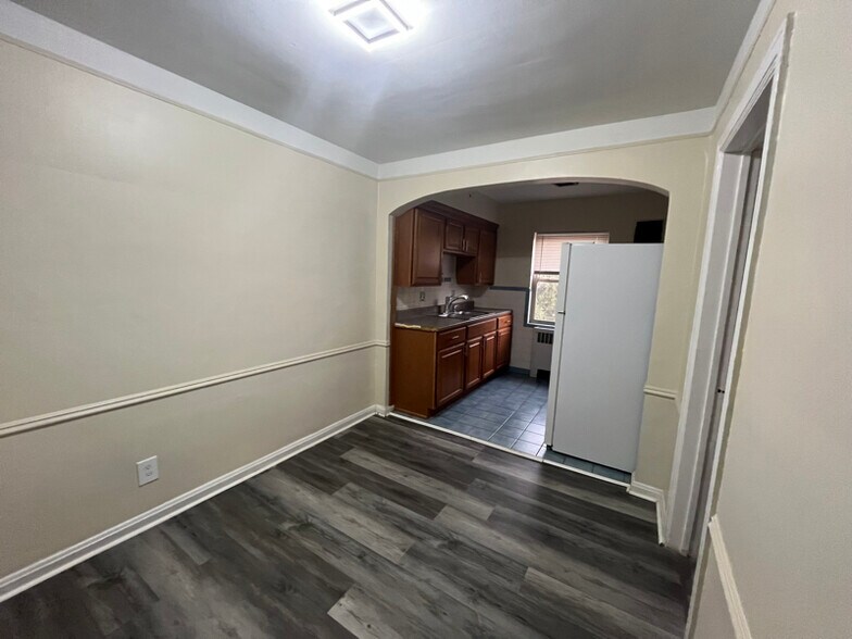 Building Photo - 3166 Werk Rd