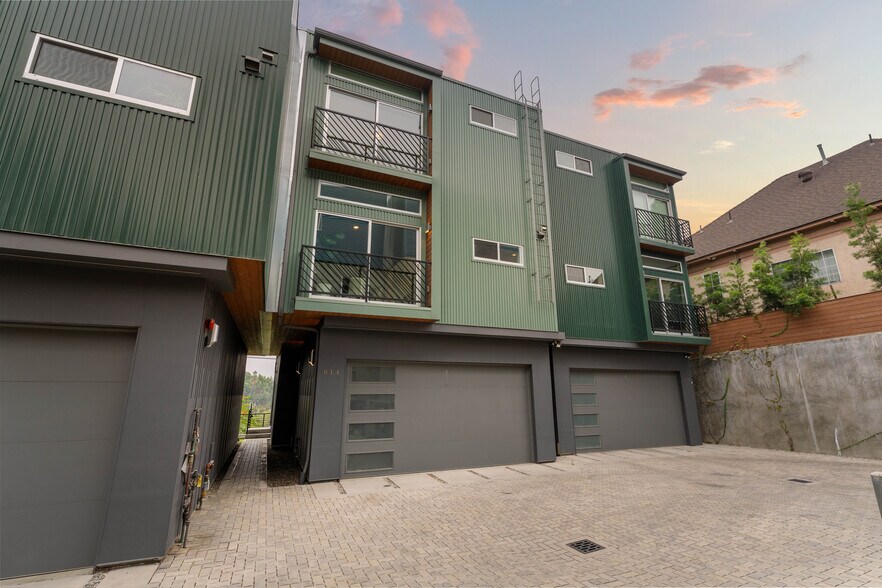 Building Photo - 614 Belmont Ave
