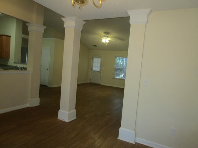 Building Photo - 1350 Monterey Dr