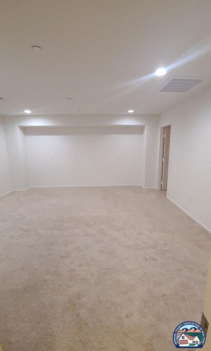 Building Photo - 655 Las Dunas St