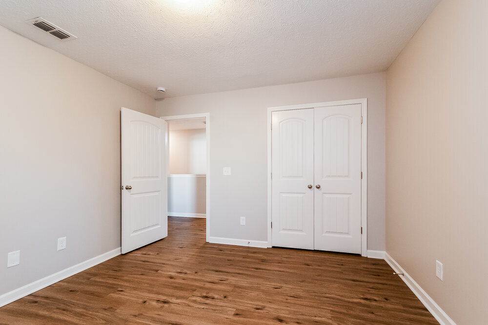 Building Photo - 1357 Busiris Dr