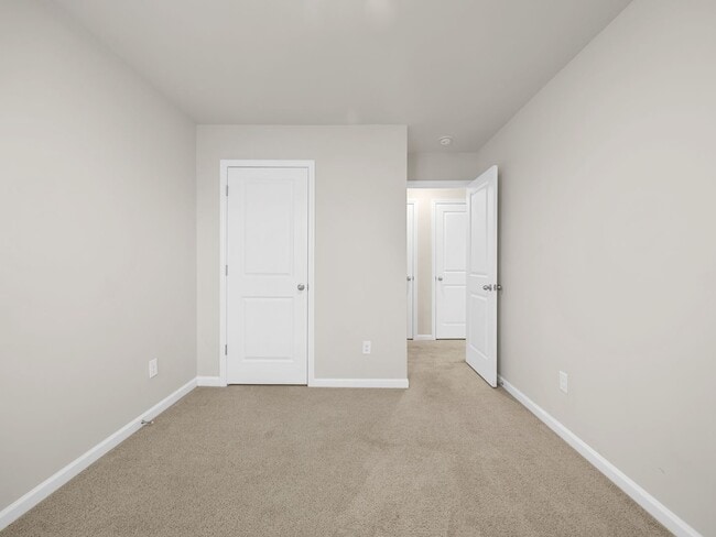 Building Photo - Modern living meets Convenience- Townhome in Greer, SC! $500 OFF First Months Rent!!