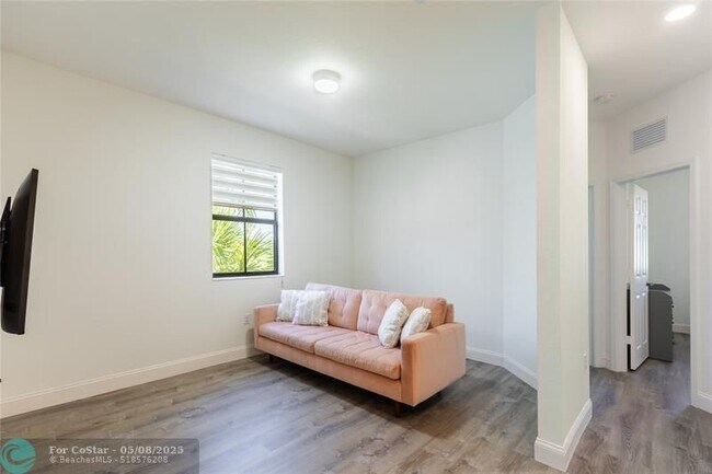 Building Photo - 4637 Caspian Way