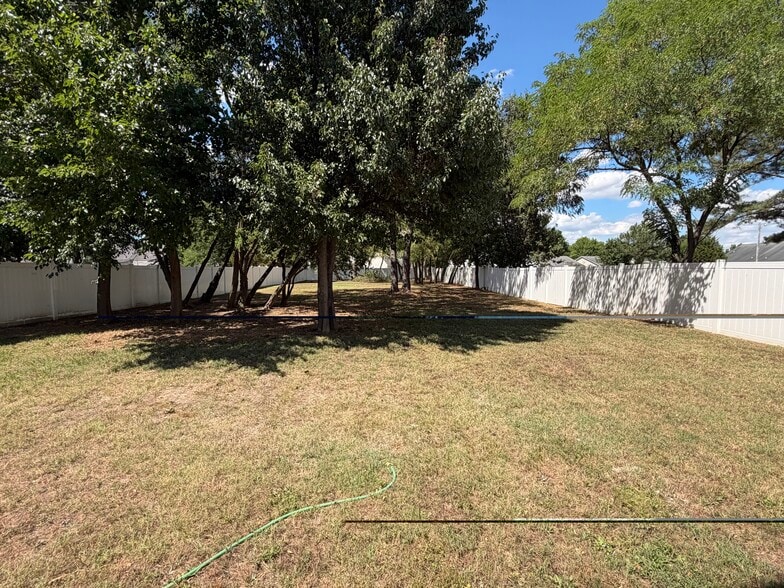 Building Photo - 3556 Jetstream Dr NW