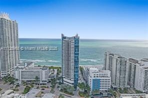 Building Photo - 6301 Collins Ave