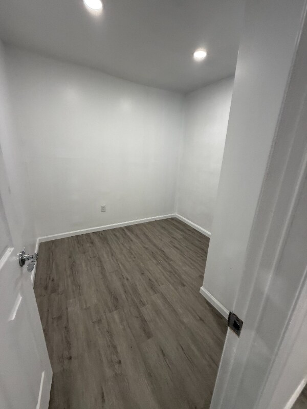 Building Photo - 11 Trinity Pl