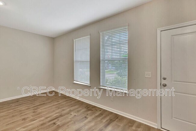 Building Photo - 306 Pathfinder Way
