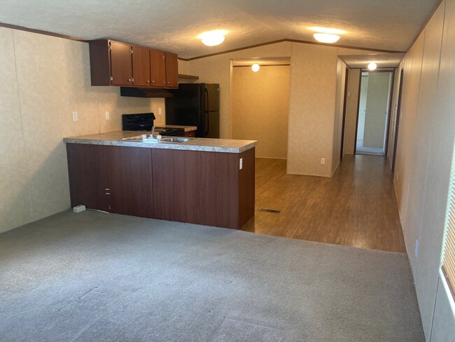 Building Photo - 104 Carlton Ln