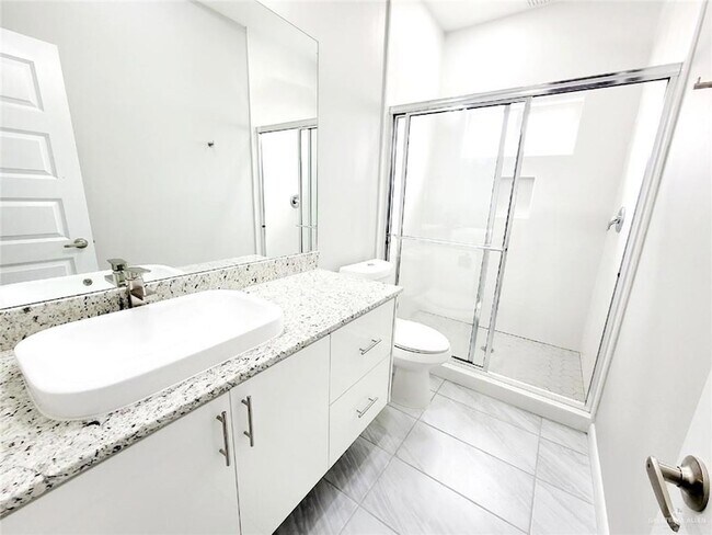 Building Photo - 3803 Las Vistas Ln