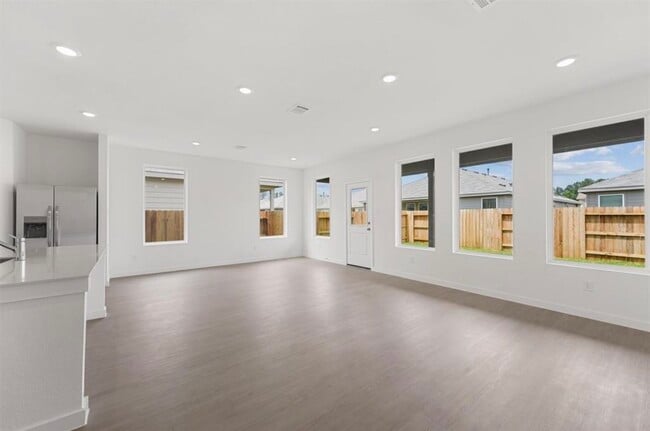 Building Photo - 10351 Woodhill Spa Ln