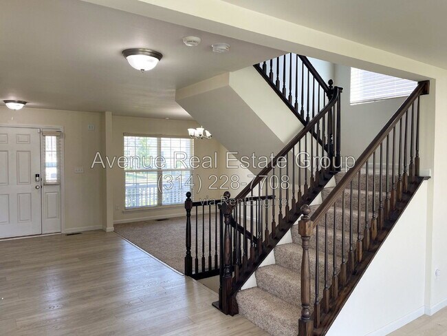 Building Photo - 110 Pearl Vista Ct