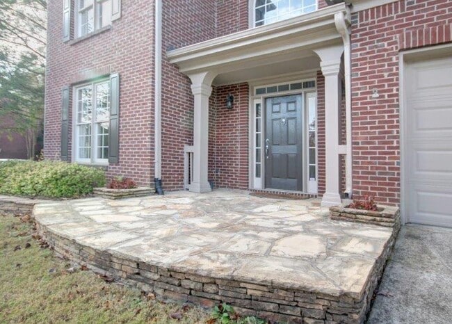 Primary Photo - 1050 Knoll Terrace