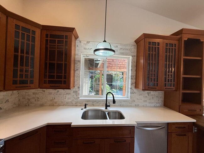 Building Photo - 15419 Mulberry Dr SE