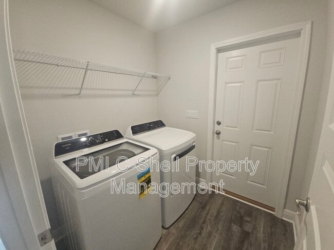 Building Photo - 12115 Emerald Heights Ln