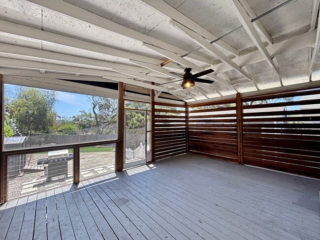Building Photo - Charming 2BD/1BA Home in Cherokee Point W/...