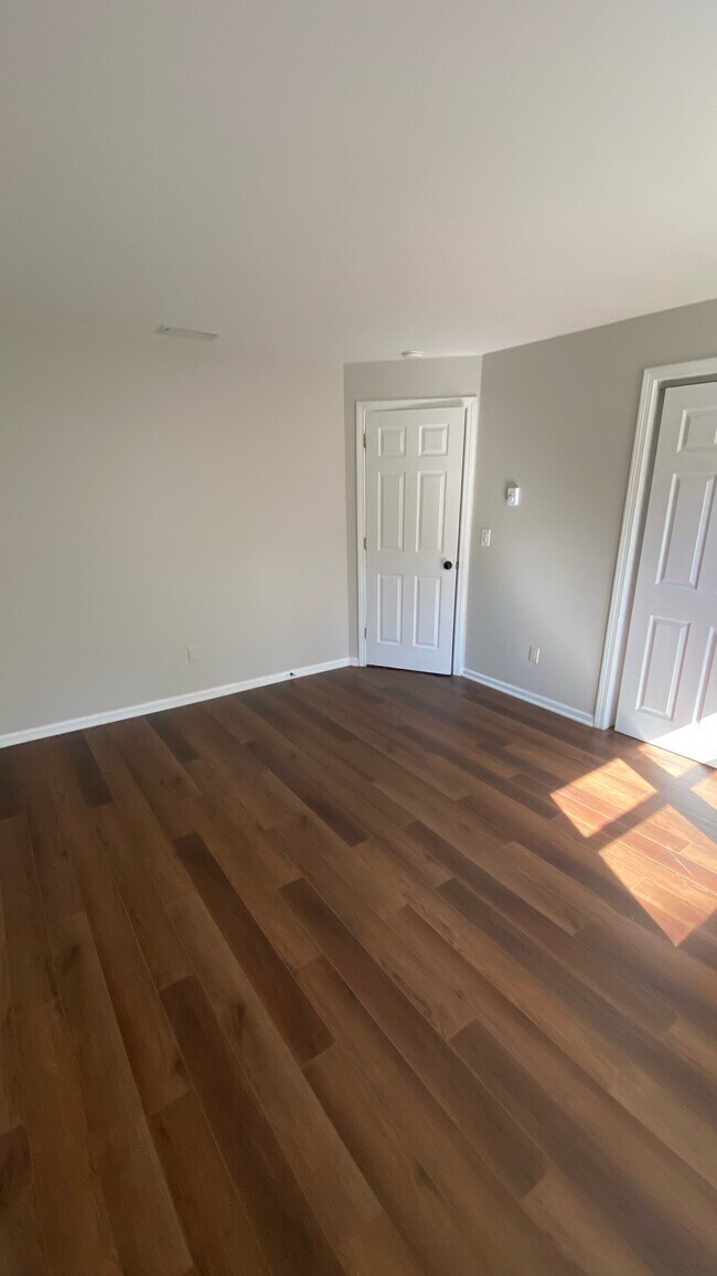 Master Bedroom - 55 Sandy Brook Dr