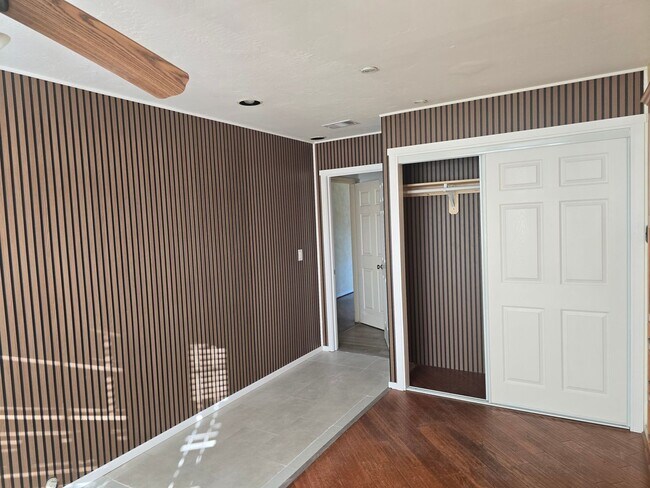 Building Photo - Beautiful Single Family in Garden Grove fo...