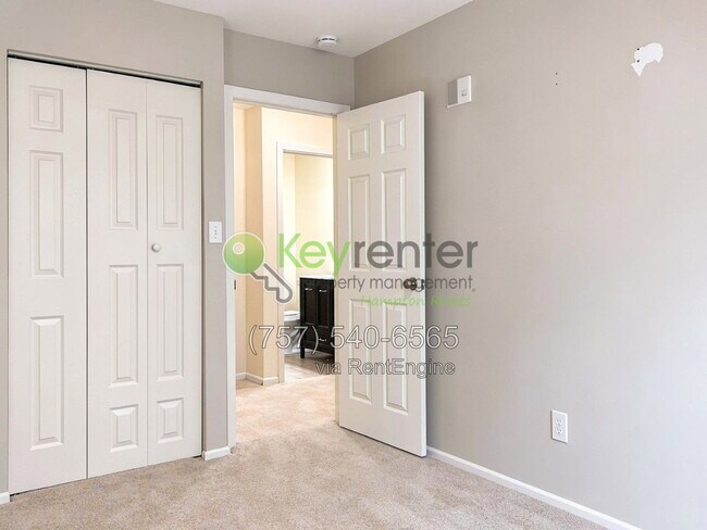 Building Photo - 153 S Comanche Cluster