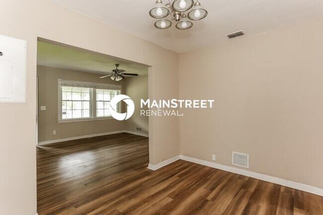 Building Photo - 3 Bedroom Pet-Friendly Home in Jacksonvill...