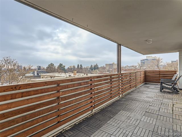 Building Photo - 1029 E 8th Ave