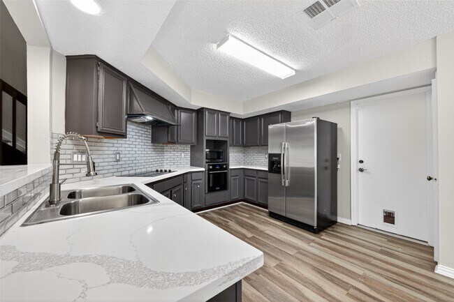 Building Photo - 12307 Gambit Dr