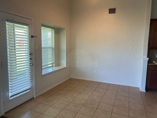 Building Photo - 6109 Malachi Ln