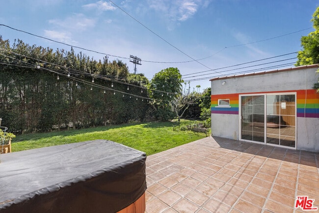 Building Photo - 2031 Glendon Ave