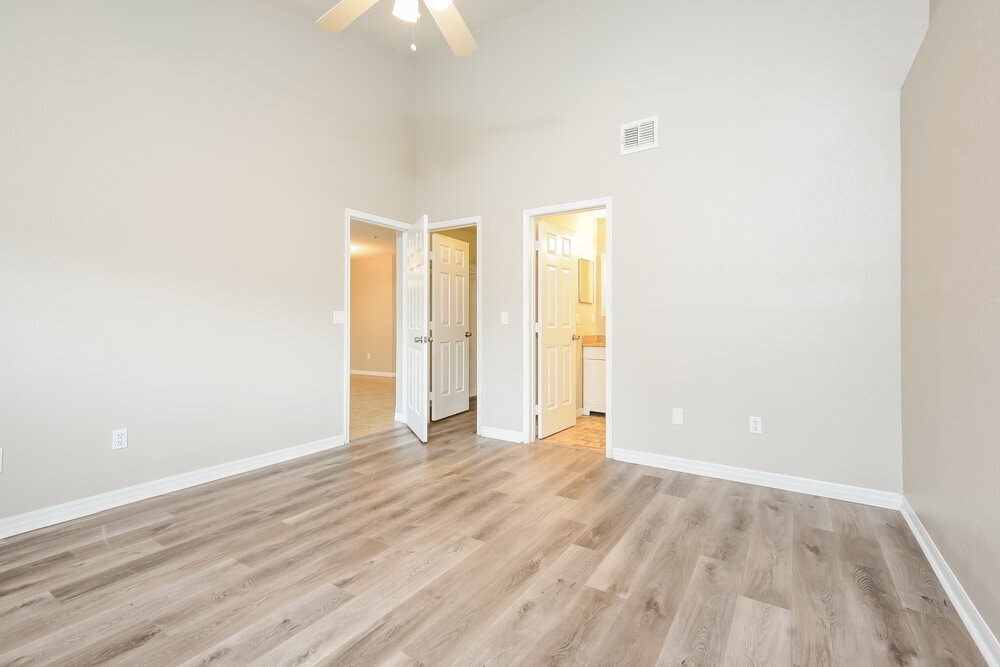 Building Photo - 3313 Hamlet Loop