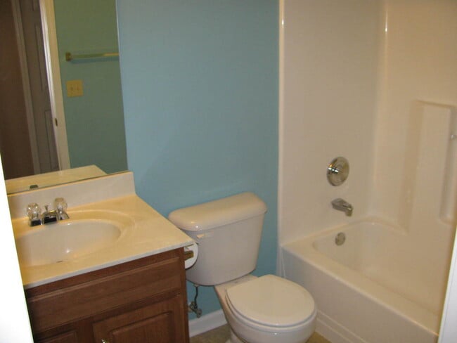 Building Photo - 1008 Ironwood Ct