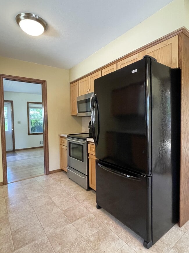 Building Photo - 6806 W 24th St