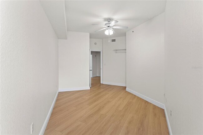 Building Photo - 700 S Harbour Island Blvd