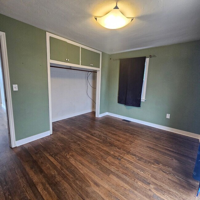 Building Photo - Updated 3-Bedroom Home with Large Deck & Storage