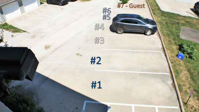 Building Photo - $2,695 |ROOMATE WANTED| 4 Bedroom, 2 Bathroom 2nd Floor Condo | Available for a January 5th, 2026...